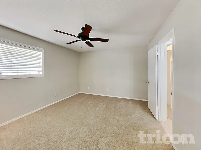 646 W Enid Ave — Photo 6