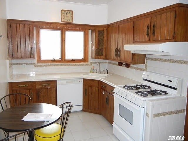 2nd image of 6633 Wetherole St