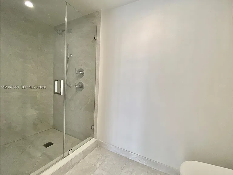 488 NE 18th St #4103 — Photo 11