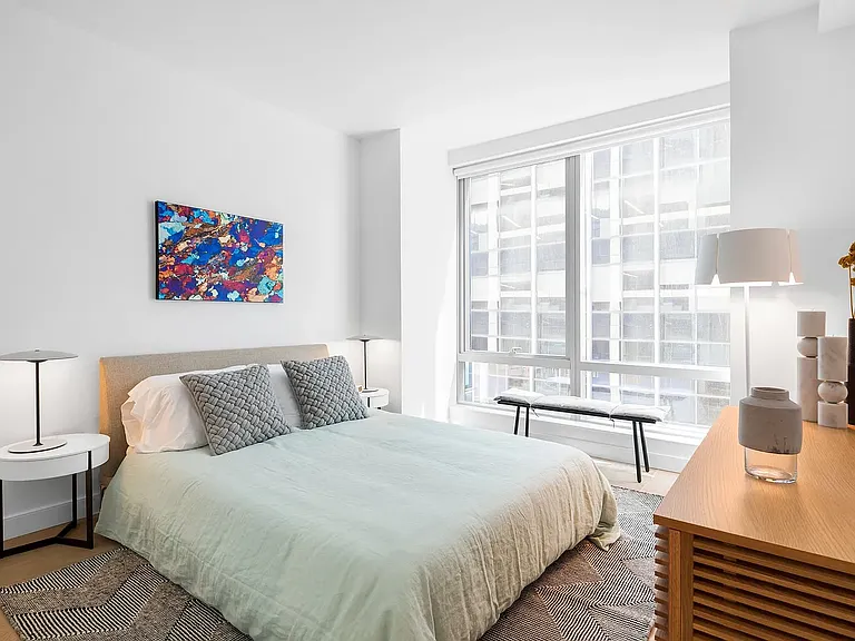 225 E 39th St #23E — Photo 5