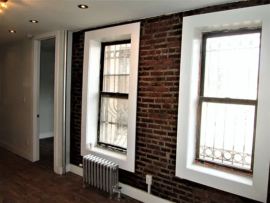 Rented by The Hamilton Group | media 3