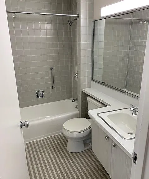 12700 Lake Ave #811 — Photo 6
