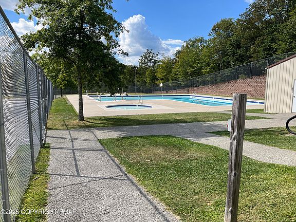 3rd image of LOT 53 Oakenshield Dr