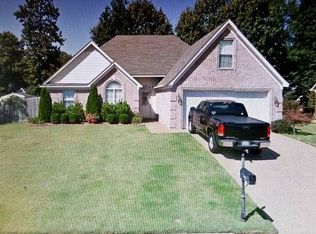 330 Winding Creek Dr, Oakland, TN 38060