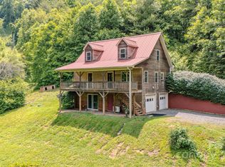 8851 Grapevine Rd, Marshall, NC 28753