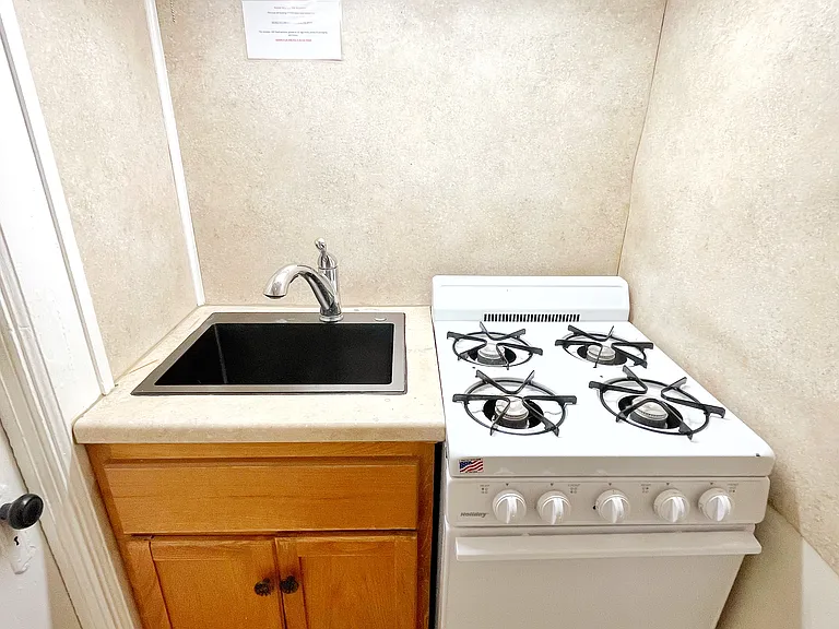 55 Lafayette Ave NE #4 — Photo 7