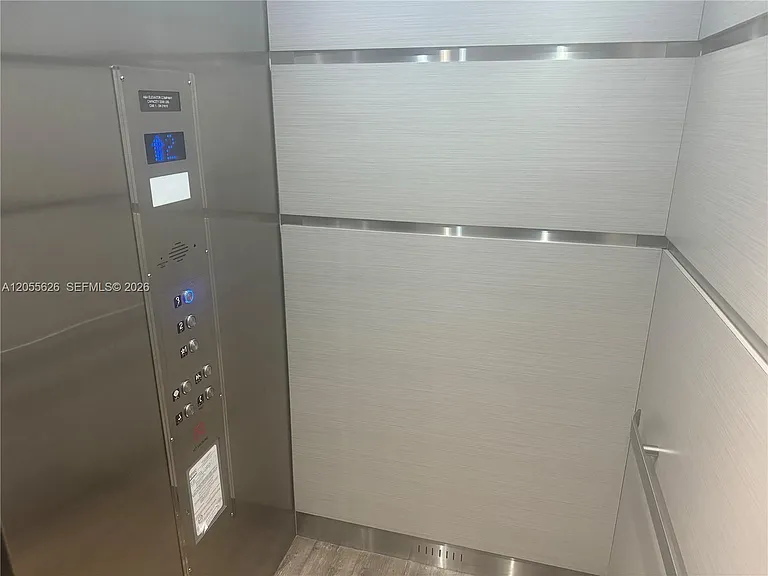 8135 Sunrise Lakes Blvd #309 — Photo 32