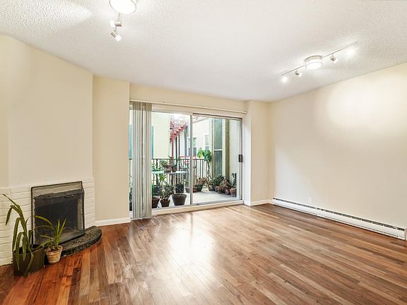 5th image of 439 Greenwich St APT 3B