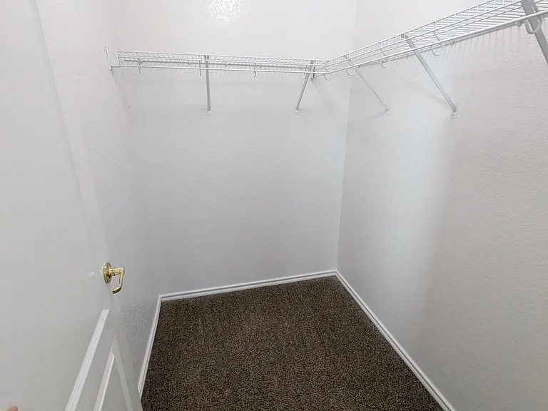 6130 Wisteria Hl — Photo 9