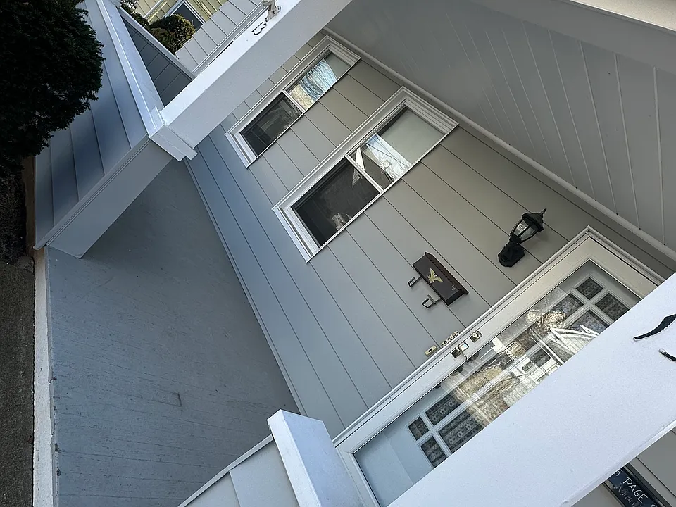 Front Patio for tenant use
