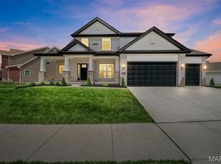 7475 Shadow Point Dr, Saint Louis, MO 63129