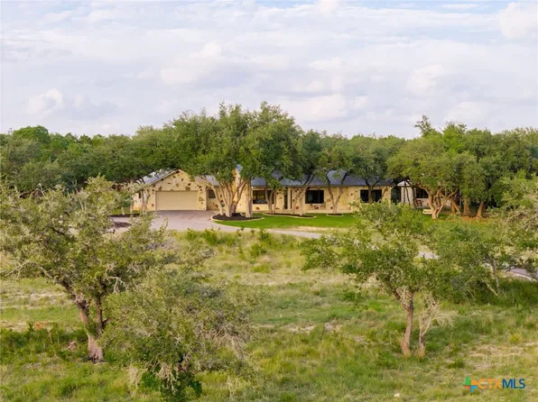 29720 Twin Creeks Dr, Bulverde, TX 78163