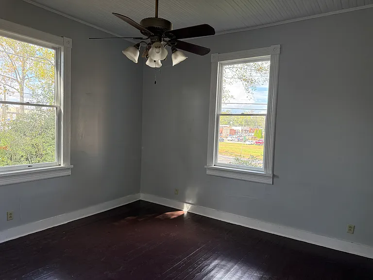 69 E Main St — Photo 15