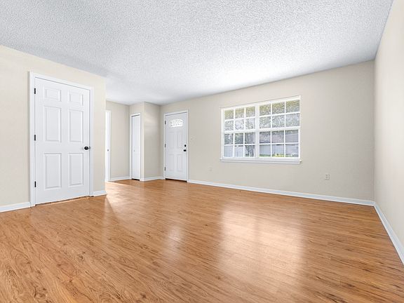 5th image of 4605 Kimball Ct W