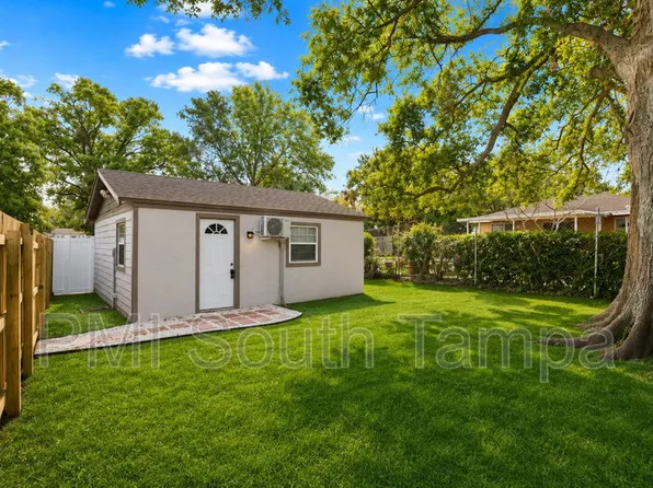2108 W Saint Louis St #B, Tampa, FL 33607