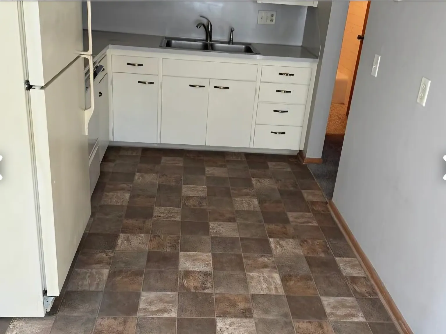 2 bed, 750 sqft, $980 — Photo 4