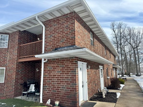 1100 Tollis Pkwy APT 202