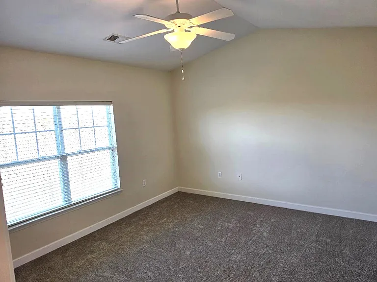 4455 Brassfield Dr — Photo 7