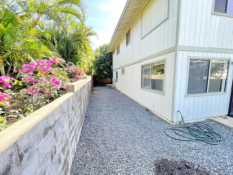 2709 Kauhale St — Photo 27