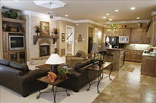 4th image of 1204 Lourdes Dr