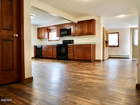 4th image of 119 Valley St