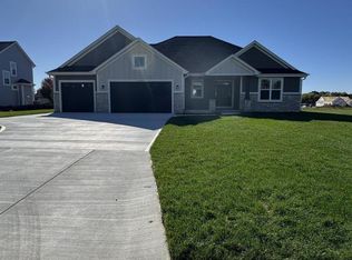 N75W24665 Overland Rd, Sussex, WI 53089