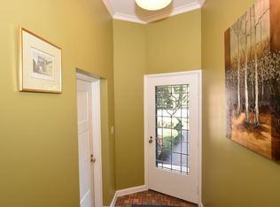 19605 Davidson Rd, BROOKFIELD, WI 53045