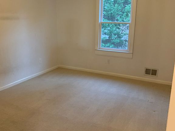 4th image of 4014 Bent Willow Dr