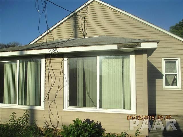2nd image of 1805 Quaker St