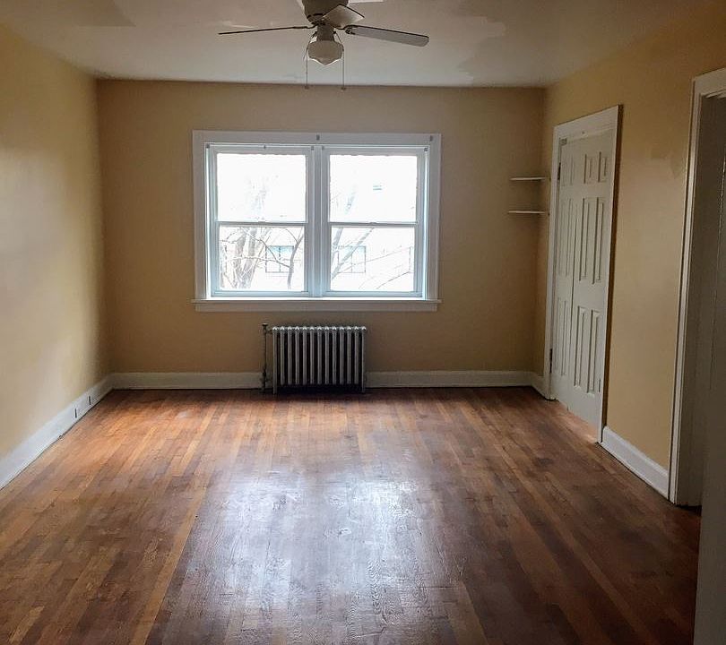 1st image of 2532 Highland Ave APT 08