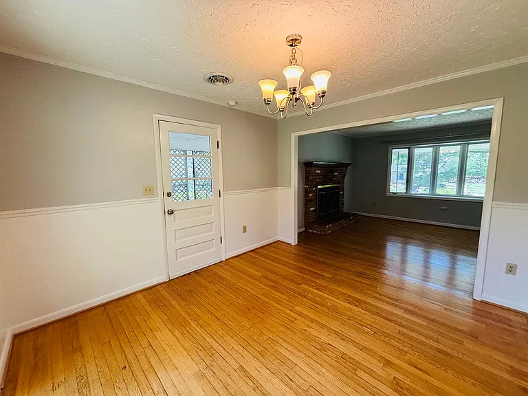 1105 Robin Rd — Photo 21
