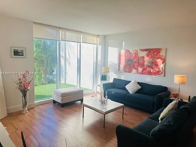 10275 Collins Ave #223 — Photo 13
