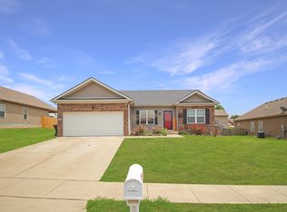 106 Ethan Allen Dr, Georgetown, KY 40324