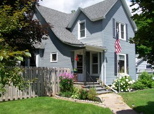 49 Church St, Montello, WI 53949