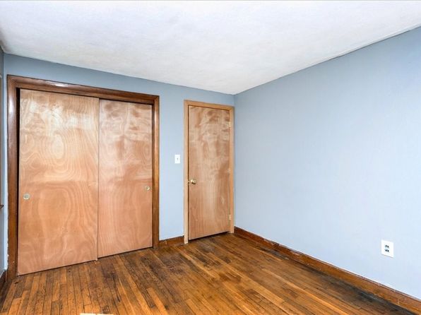 boston-massachusetts-59144183 picture