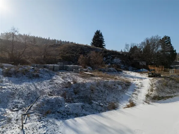 1510 9th Ave, Kamloops, BC V2C 3X5