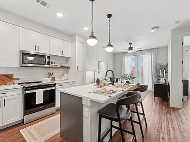 Tisdale at Lakeline Station