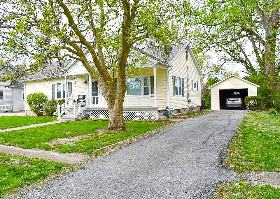 325 S Illinois St, Pittsfield, IL 62363 MLS 11169943 Zillow