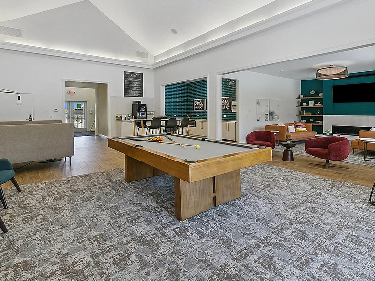 The Donovan Apartment Homes — Photo 13