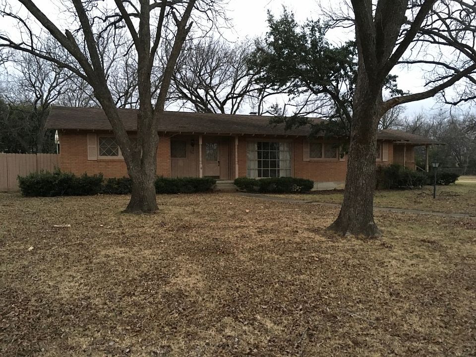 1st image of 1000 Avenue E