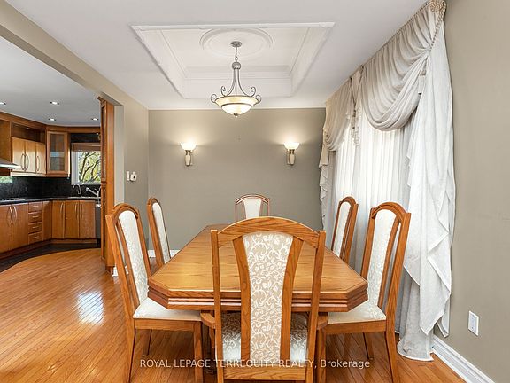 4th image of 40 Sunnycrest Rd