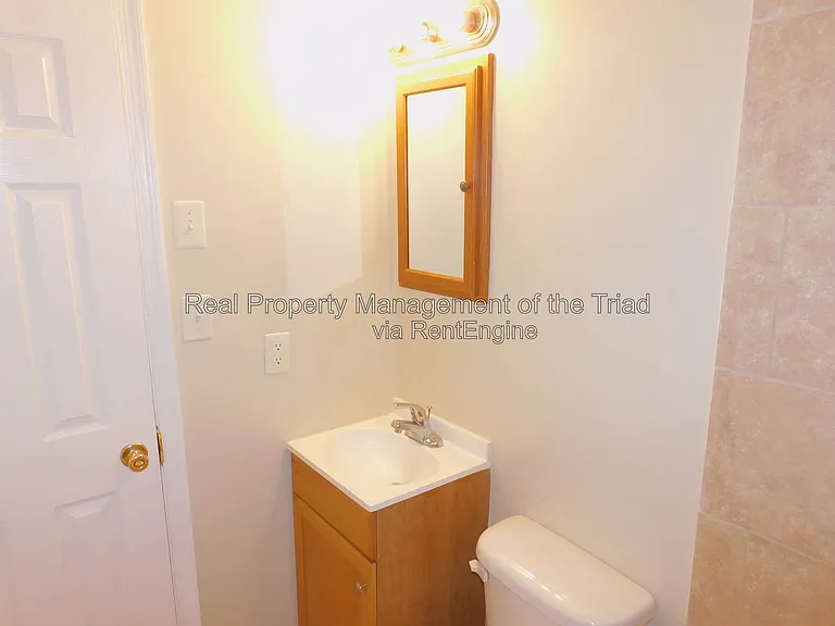 4302 Parker St #F — Photo 11