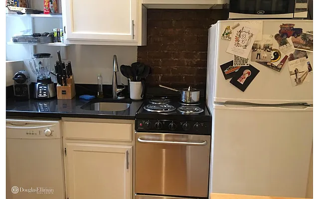 Rented by Douglas Elliman | media 43