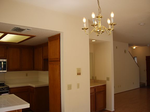 4th image of 460 S Oakland Ave APT 101