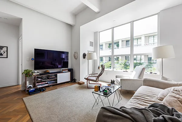 Rented by Douglas Elliman | media 14