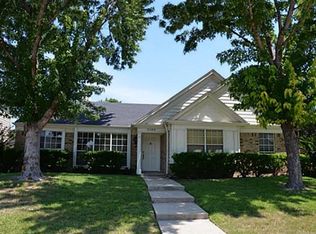 2103 Clearwater Trl, Carrollton, TX 75010