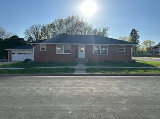 214 1st Ave NW #214, New Prague, MN 56071