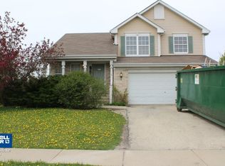 1503 Creekside Cir, Minooka, IL 60447