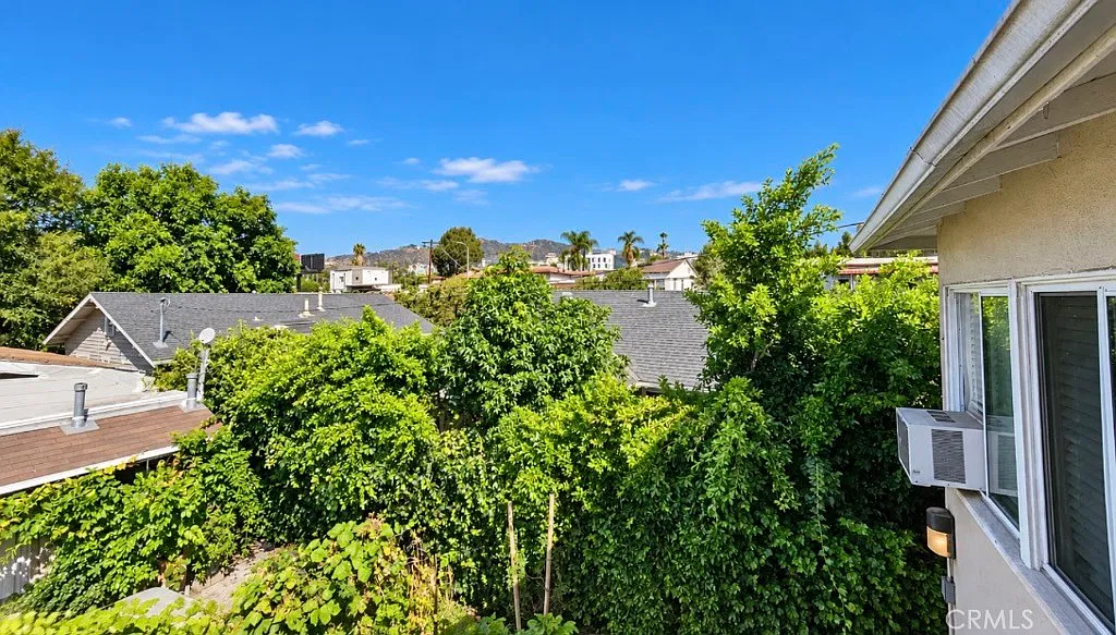 1 bed, 650 sqft, $1,695 — Photo 4