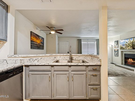 4th image of 1645 W BASELINE Road #2084